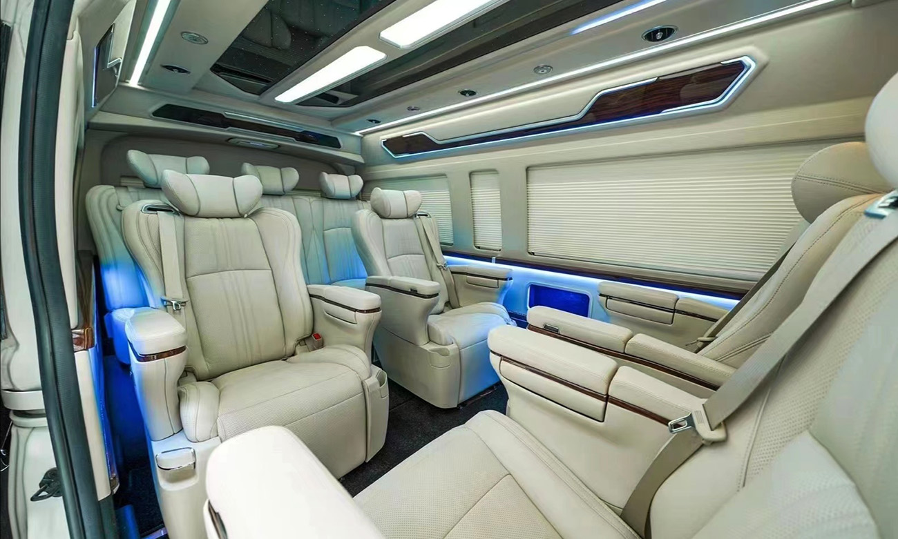 丰田大海狮9座商务车图片,老款丰田大海狮9座蓝牌