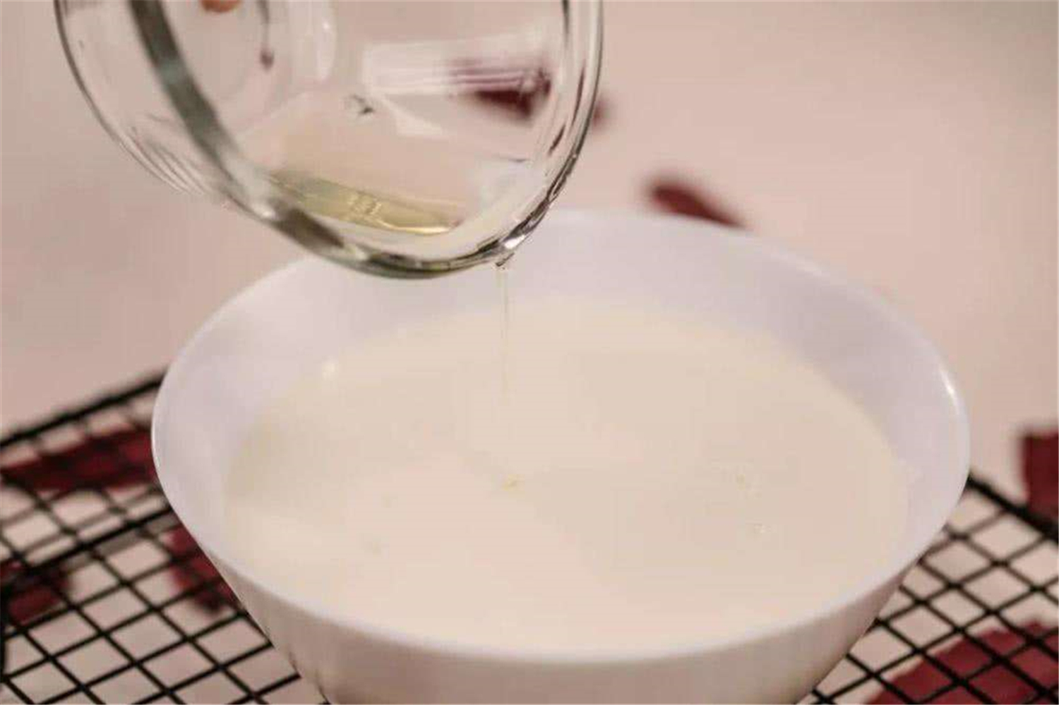 冬天孕妇洗澡太闷胎儿会缺氧吗,高温天气孕妇如何保养胎儿