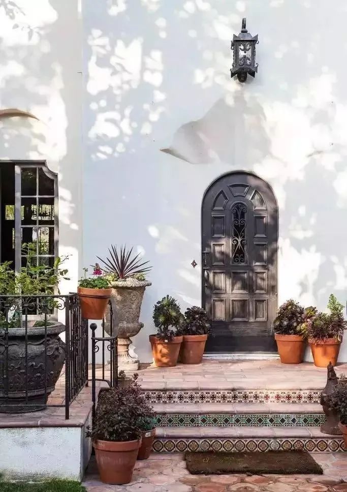 庭院花园石材地板铺设效果,私家庭院最流行的4大铺装方式