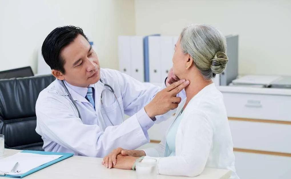 女性试管前需要做哪些体检,试管前期检查月经第几天检查