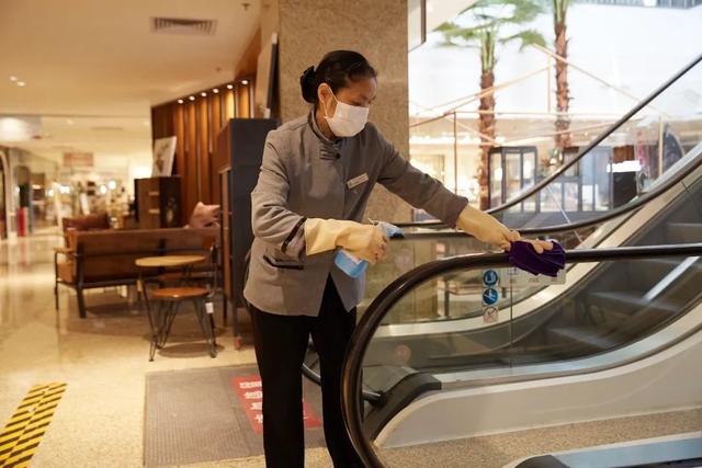 万菱广场复市!120万种商品工厂成本价,国际淘宝圣地回来了!