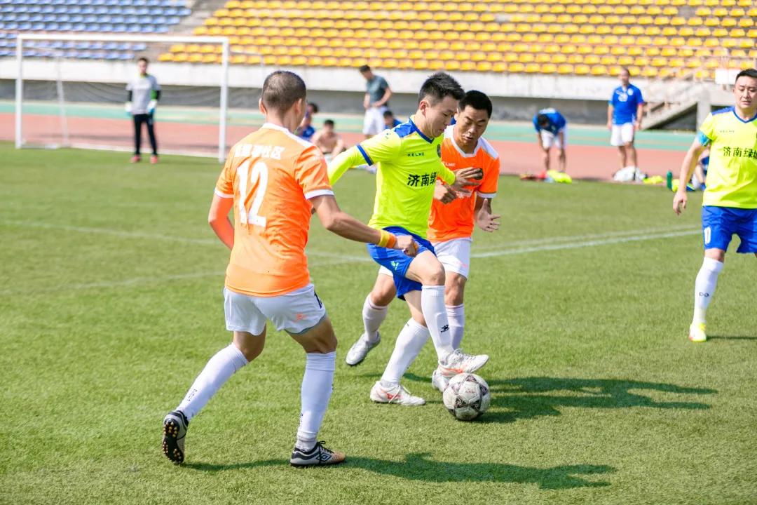 踢球的第7年想放弃了,踢球的第十个年头