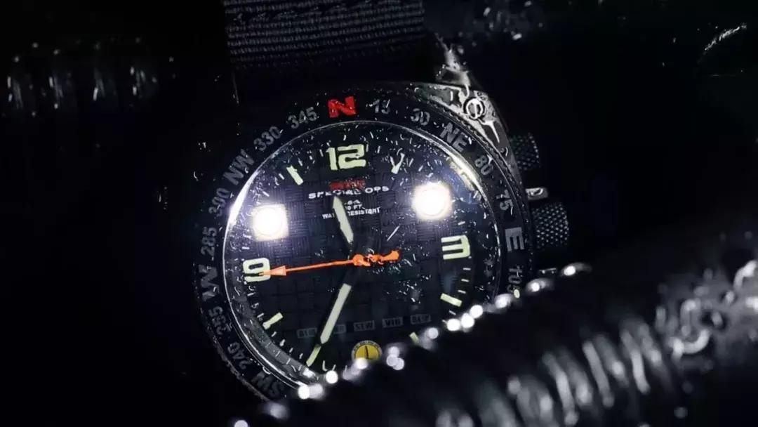 手腕细适合戴大表吗,手腕细适合戴多大的表