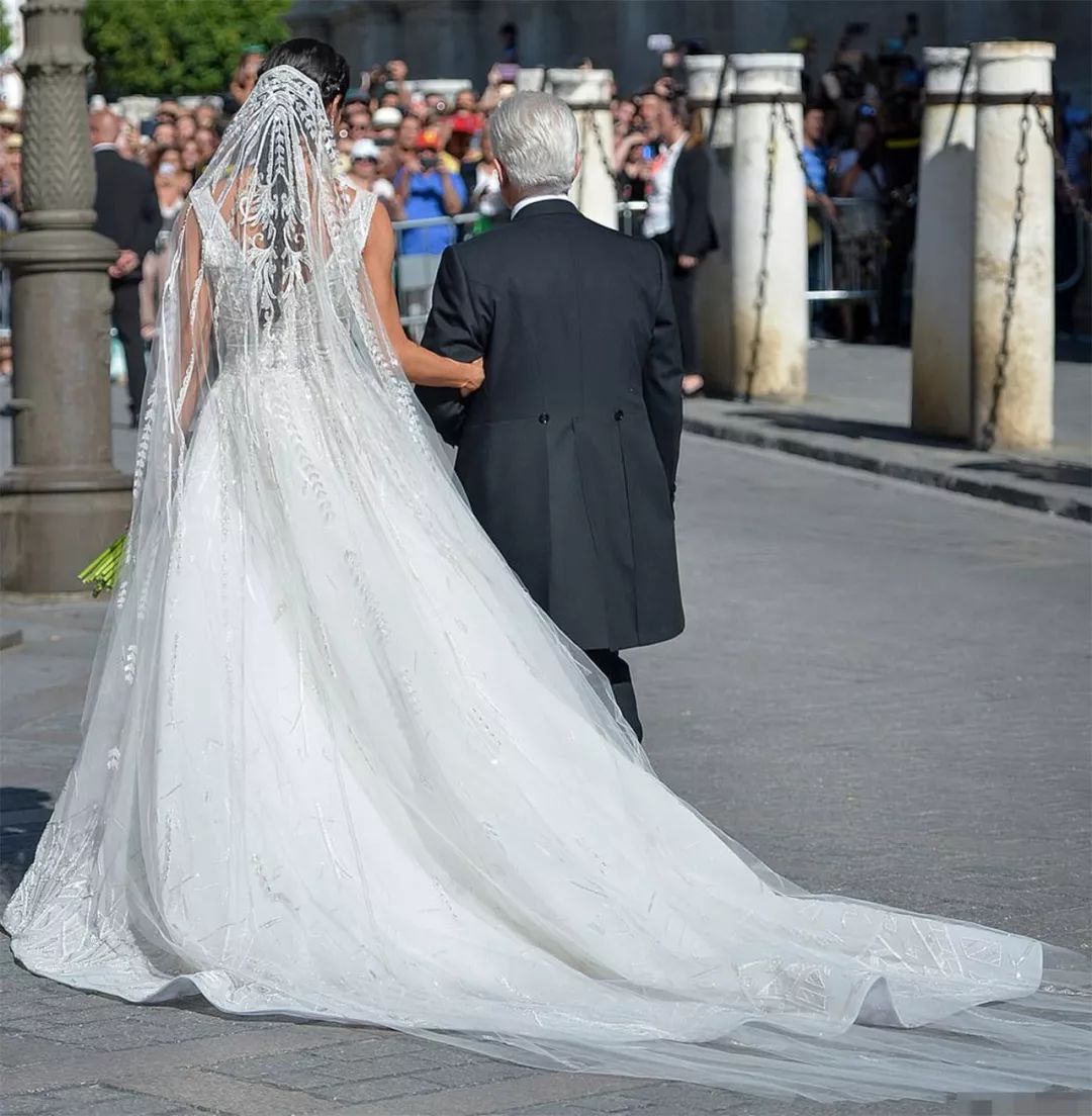 贝嫂与梅根同框,贝嫂哈里梅根婚礼