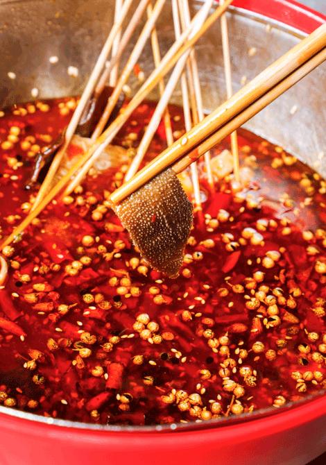 Wow~穿红衣就免单117！这家店到底什么来头！