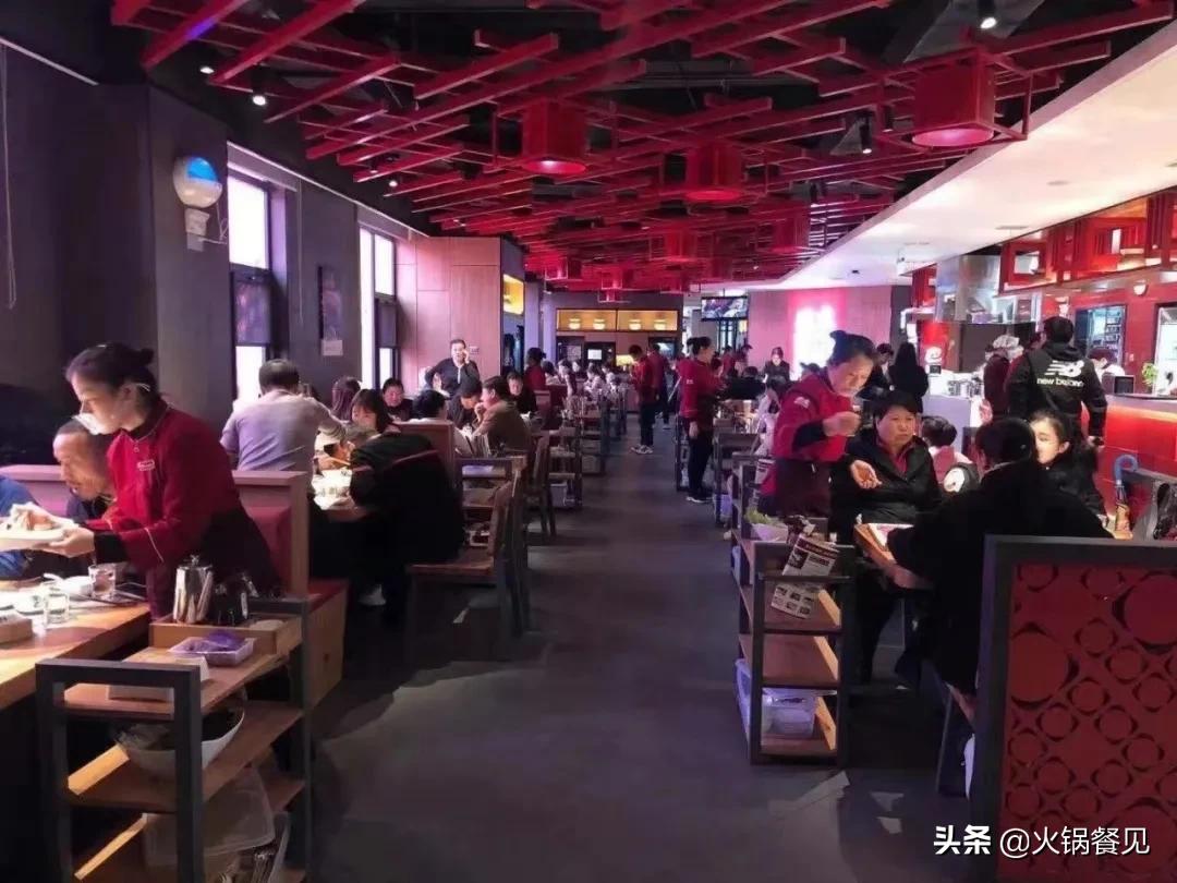 非常火的火锅店探店,探店一条街