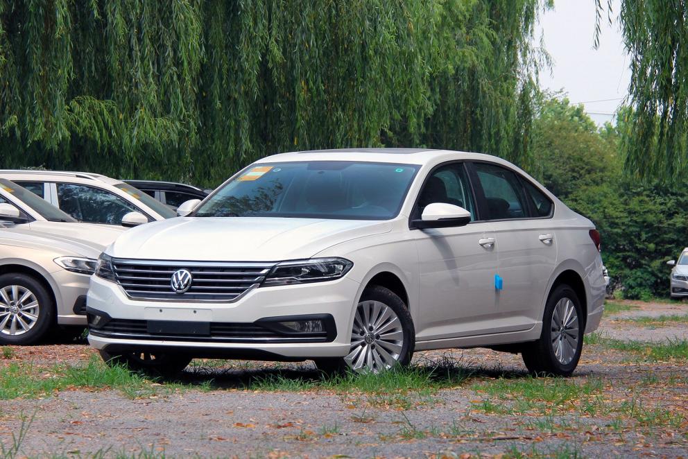 朗逸轩逸英朗到底哪个更值得购买,轩逸朗逸英朗卡罗拉宝来思域比较