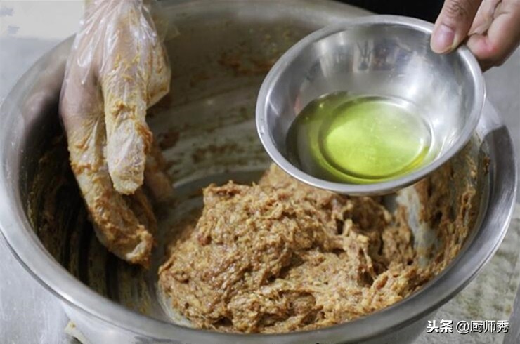 灌汤水饺的做法步骤,灌汤水饺做法全过程