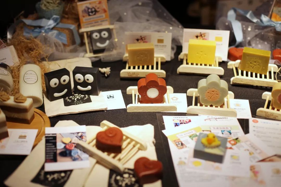 机票不到800元，第2次东北沈阳之旅，1个鸡架配老雪！