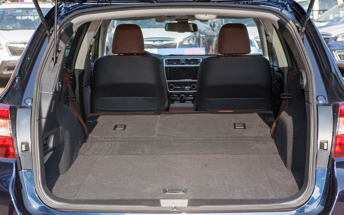 2010年斯巴鲁傲虎2.5全时四驱参数,2011年斯巴鲁傲虎2.5全时四驱二手