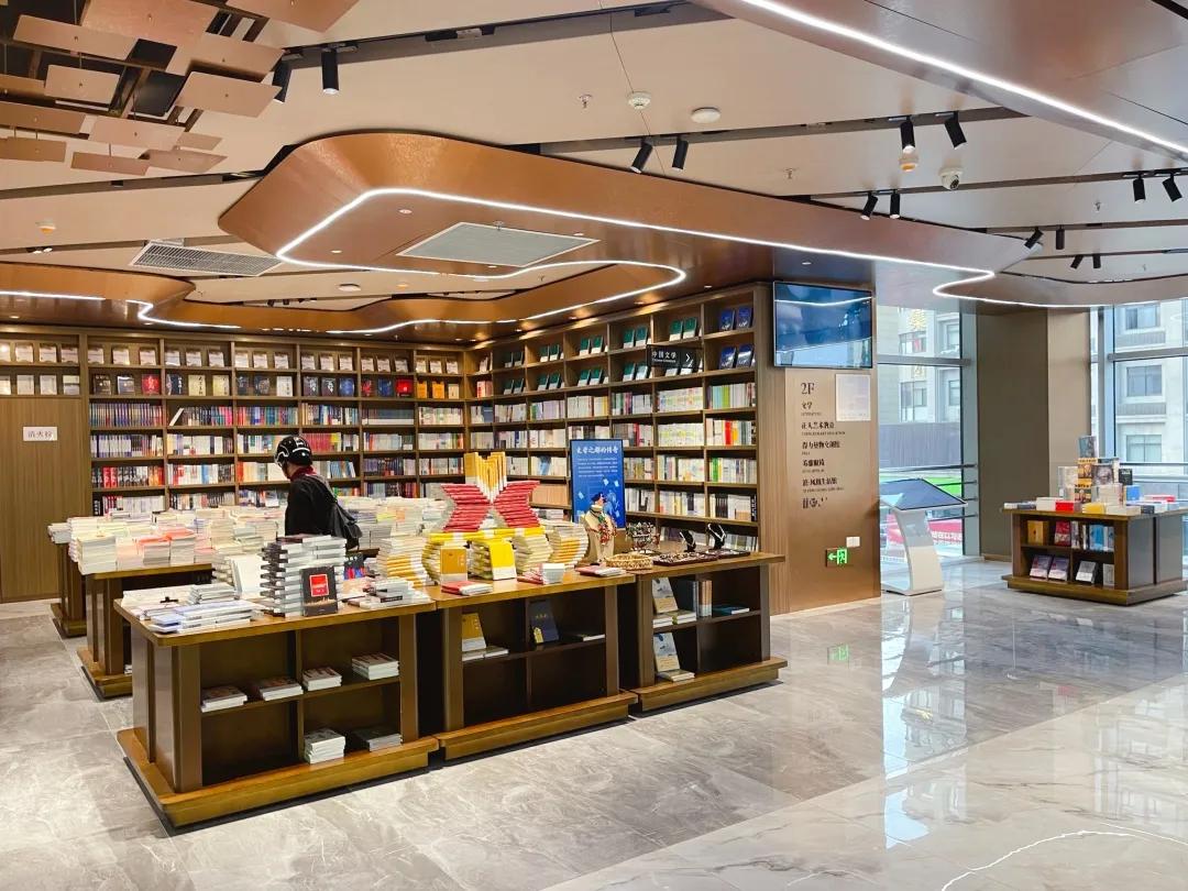 “书香鼓楼”地标，凤凰于飞，华丽转身