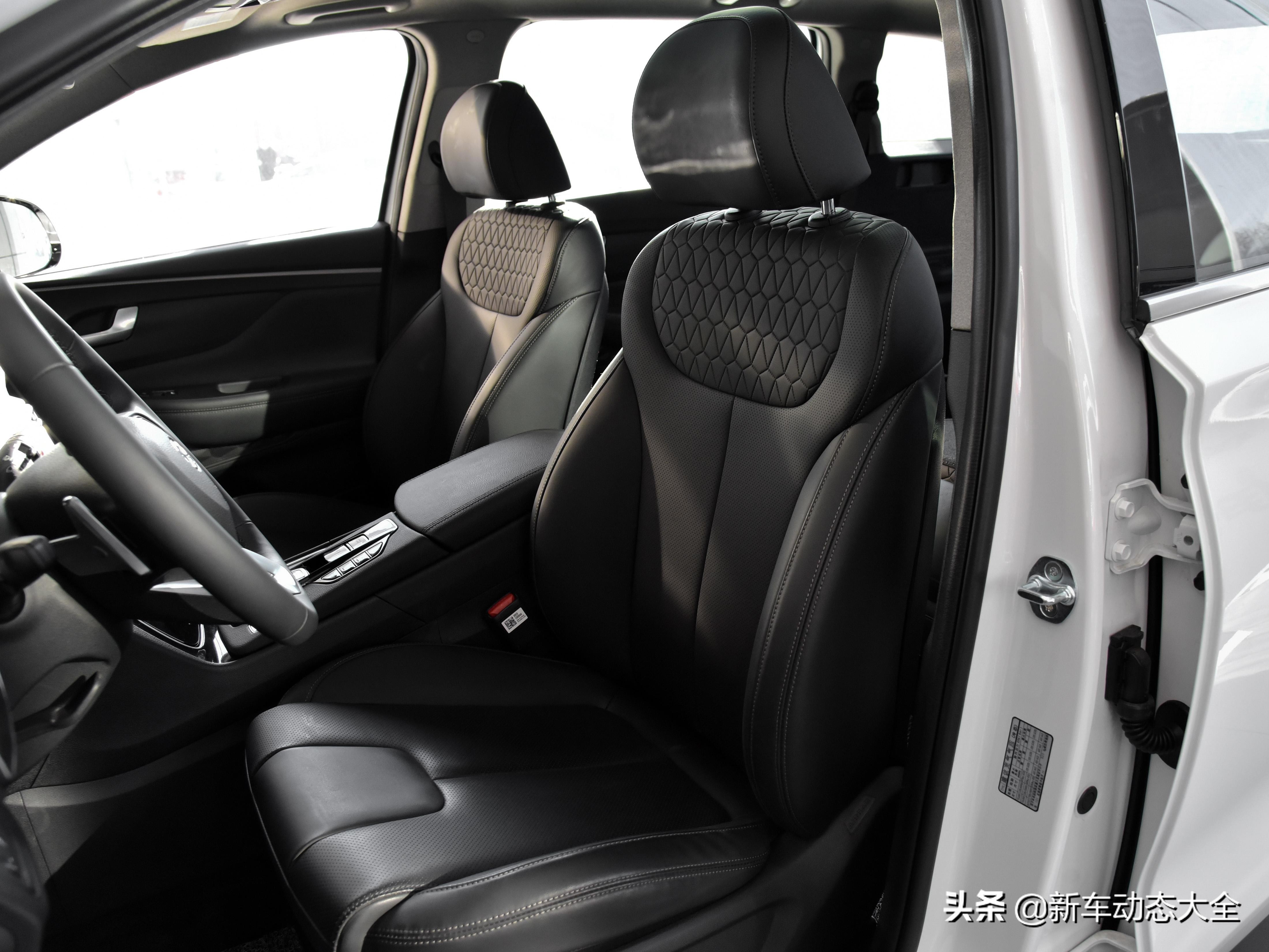 国产版全新胜达实拍图发布,全新胜达抢先看2.0t8at完胜汉兰达