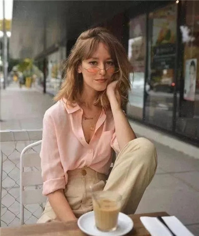 最适合喝的秋天的第一杯奶茶,这才是秋天第一杯奶茶该有的样子