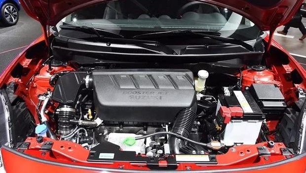 1.5雨燕手动挡对比1.5飞度手动挡,新铃木雨燕1.4t几时引进国内