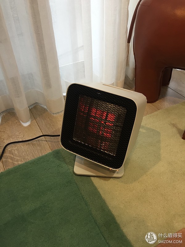 小小智能取暖器,便携式暖风机取暖器效果怎么样