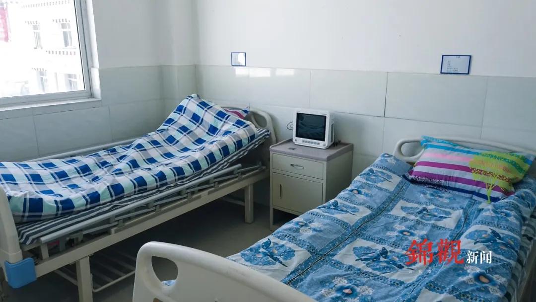 雪山下建筑物,雪山下建一座自己的木屋