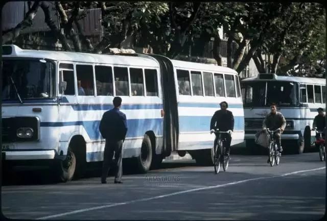 去北京旅行bgm,很多人旅行的bgm