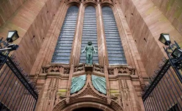 等一个人陪我去南京旅游,等一个人陪我去利物浦