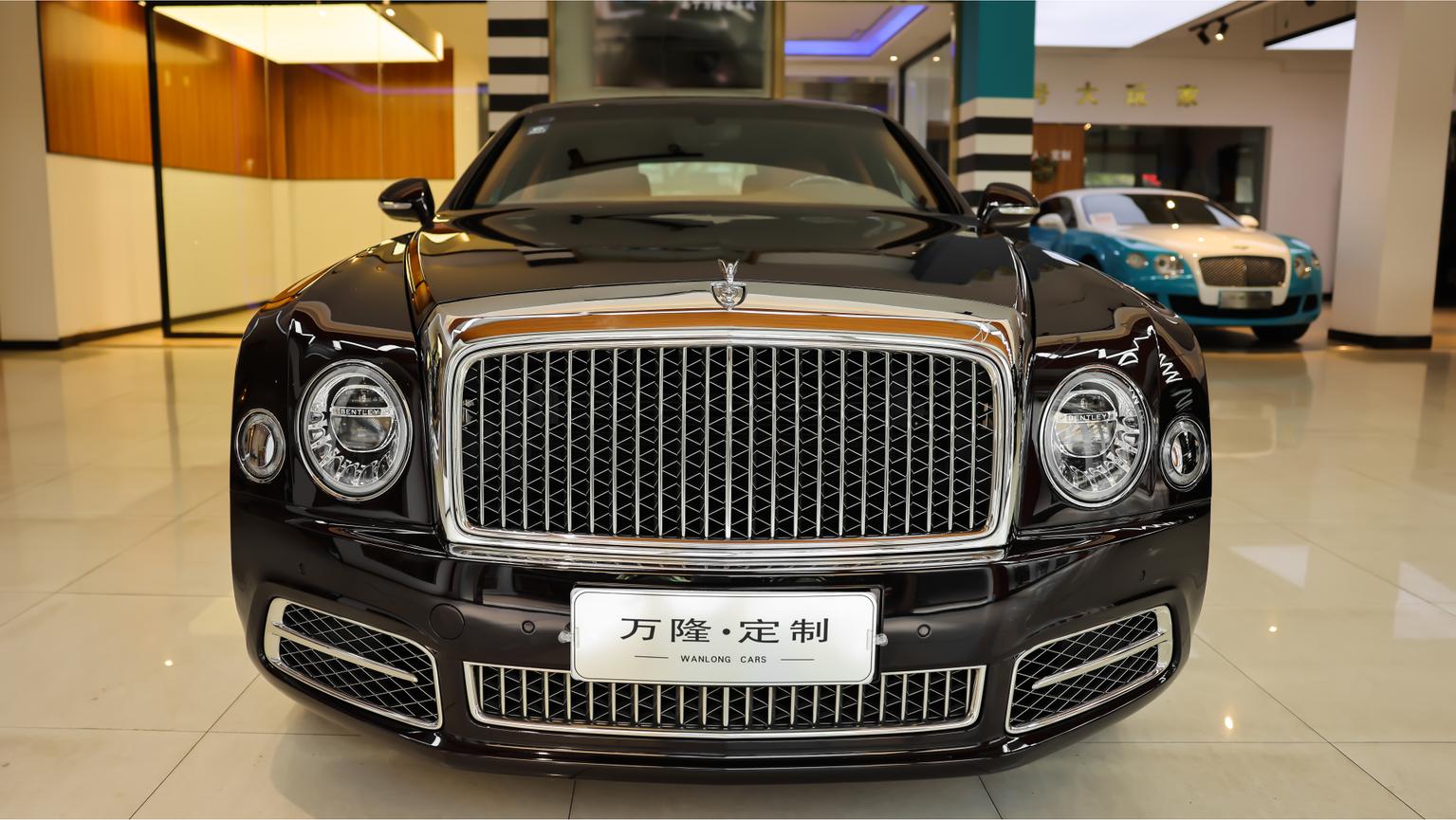 移动的“艺术品”—宾利慕尚