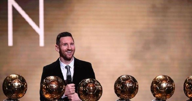 足球世界十大最贵球员：22岁梅西悬崖滑梯，C罗排仅64