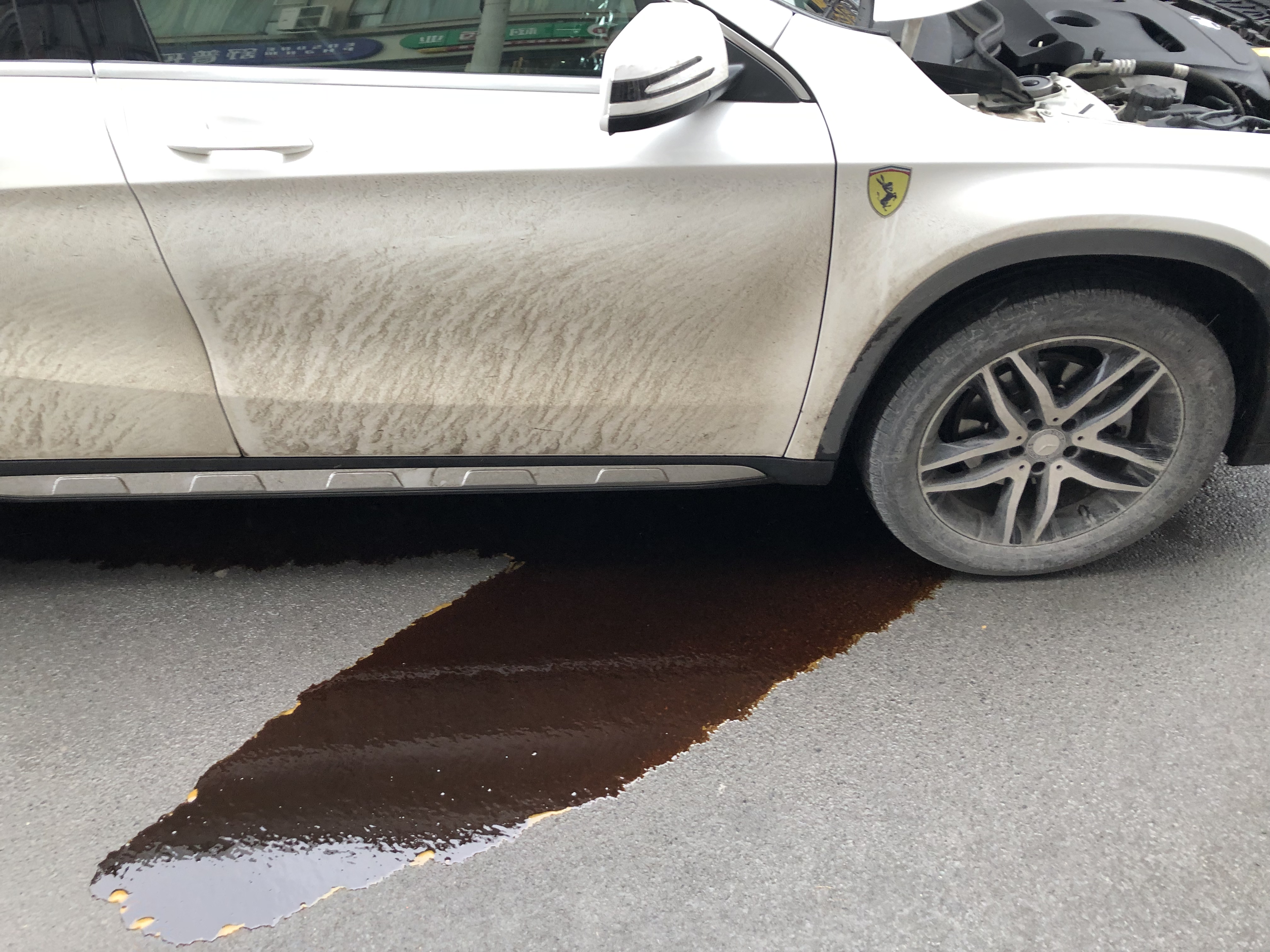 奔驰GLA正常行驶突然爆缸,质量问题频发的奔驰将走向何方?