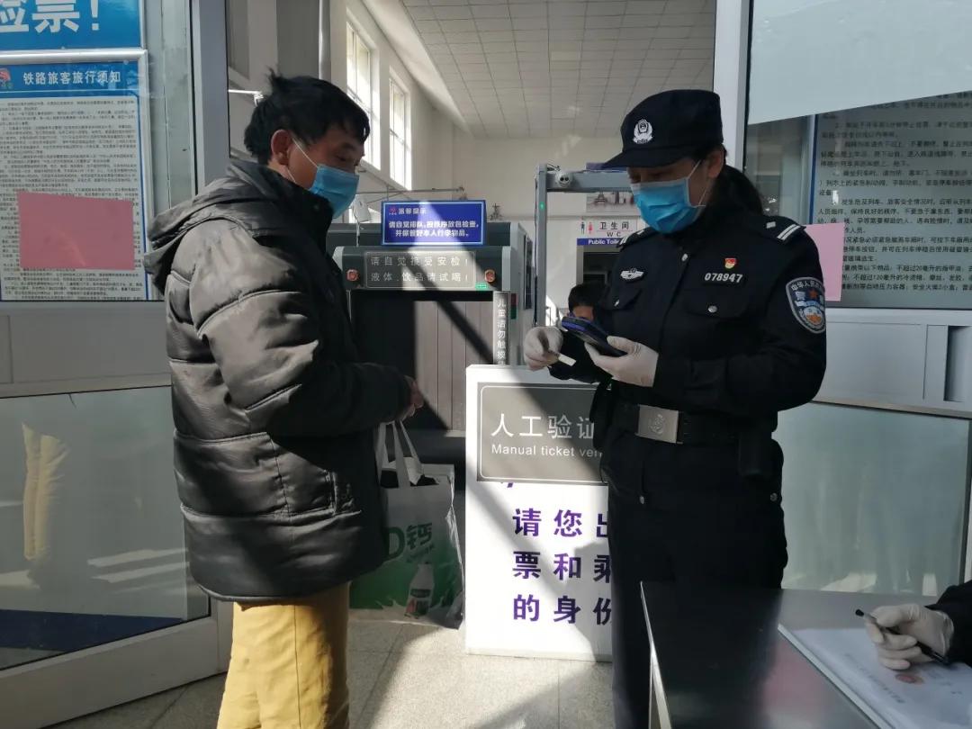 战疫警花巾帼力量绽放芳华,临沂警花