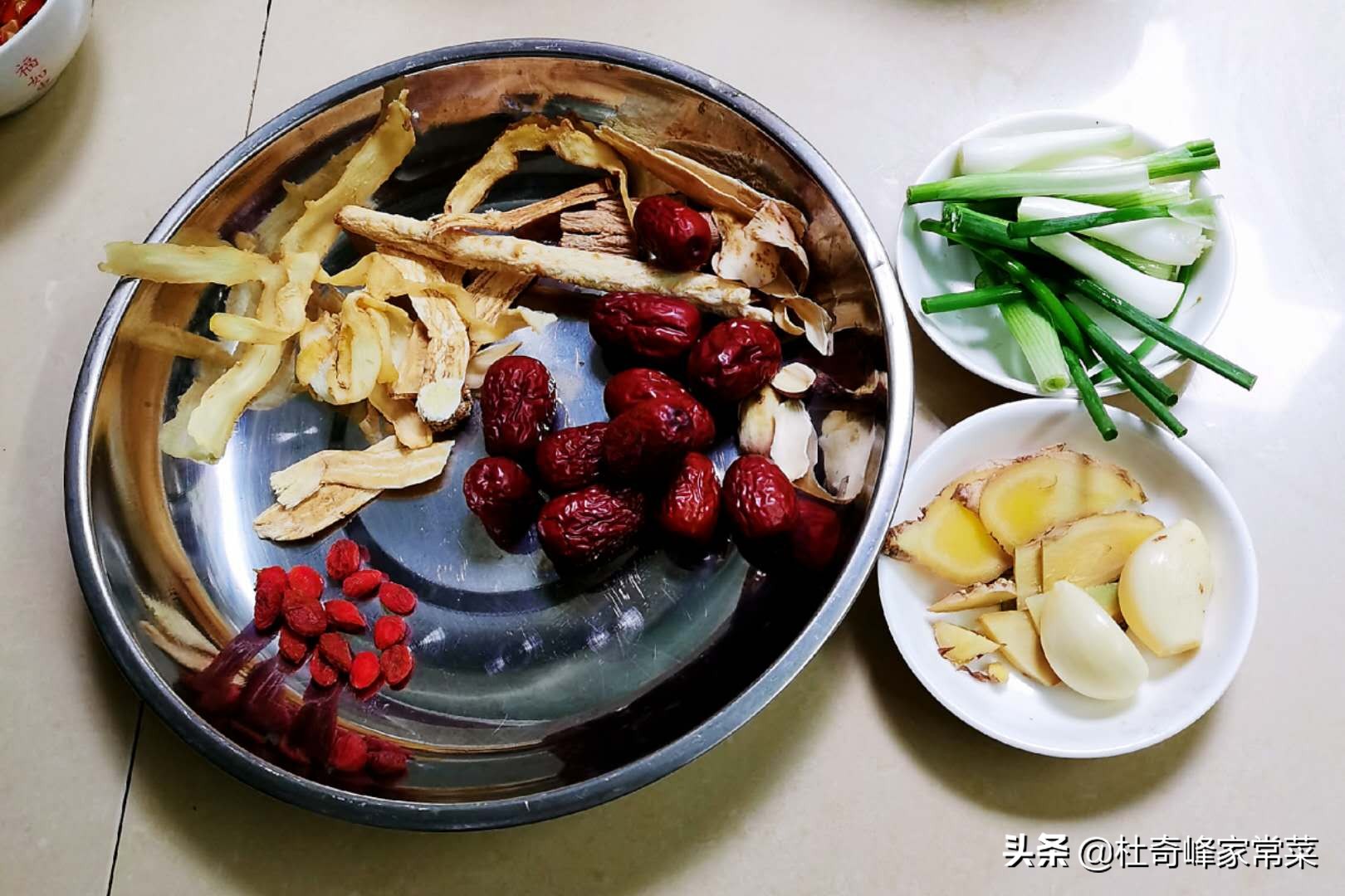 木瓜煲老鸡汤做法,木瓜煲鸡汤