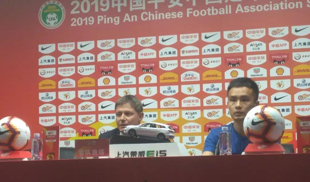 广州德比恒大5球大胜,广州恒大赛前向凉山英雄默哀