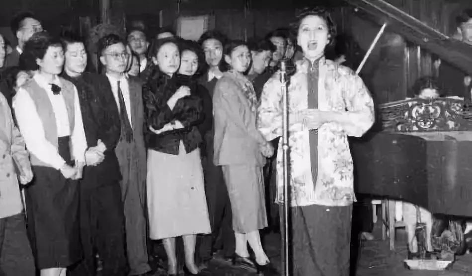 她是金庸表姐，徐志摩表妹，和一代男神的爱情堪称范本