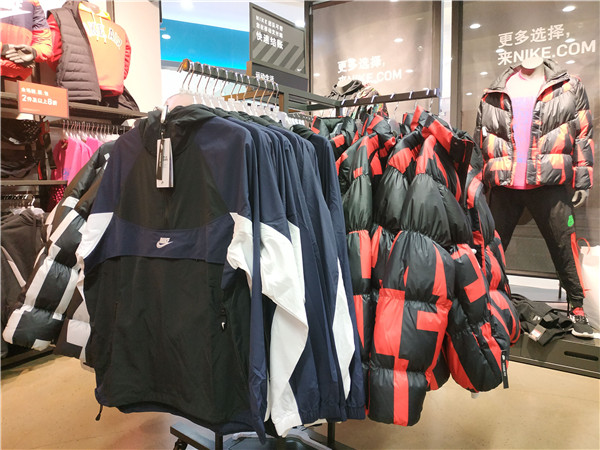 耐克阿迪折扣店的鞋怎么样,阿迪耐克折扣鞋专卖店