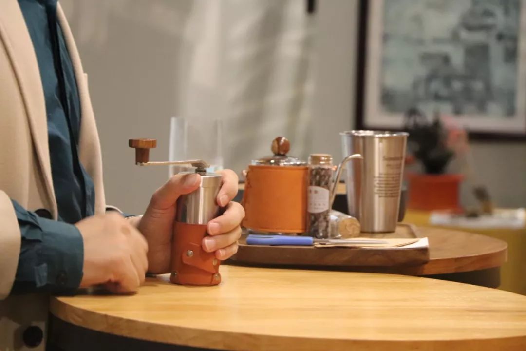 猫屎咖啡真的是用猫屎做的吗,市面上普通的猫屎咖啡是真的吗