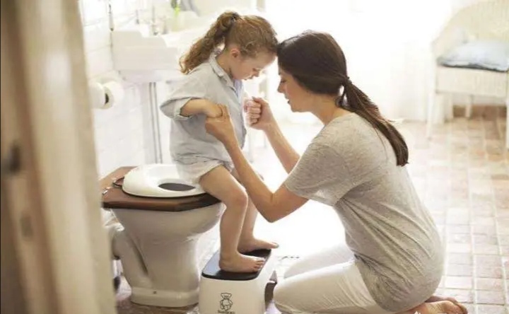 15个月宝宝便秘怎么才能轻松排便,便秘怎么办教你一招轻松排便