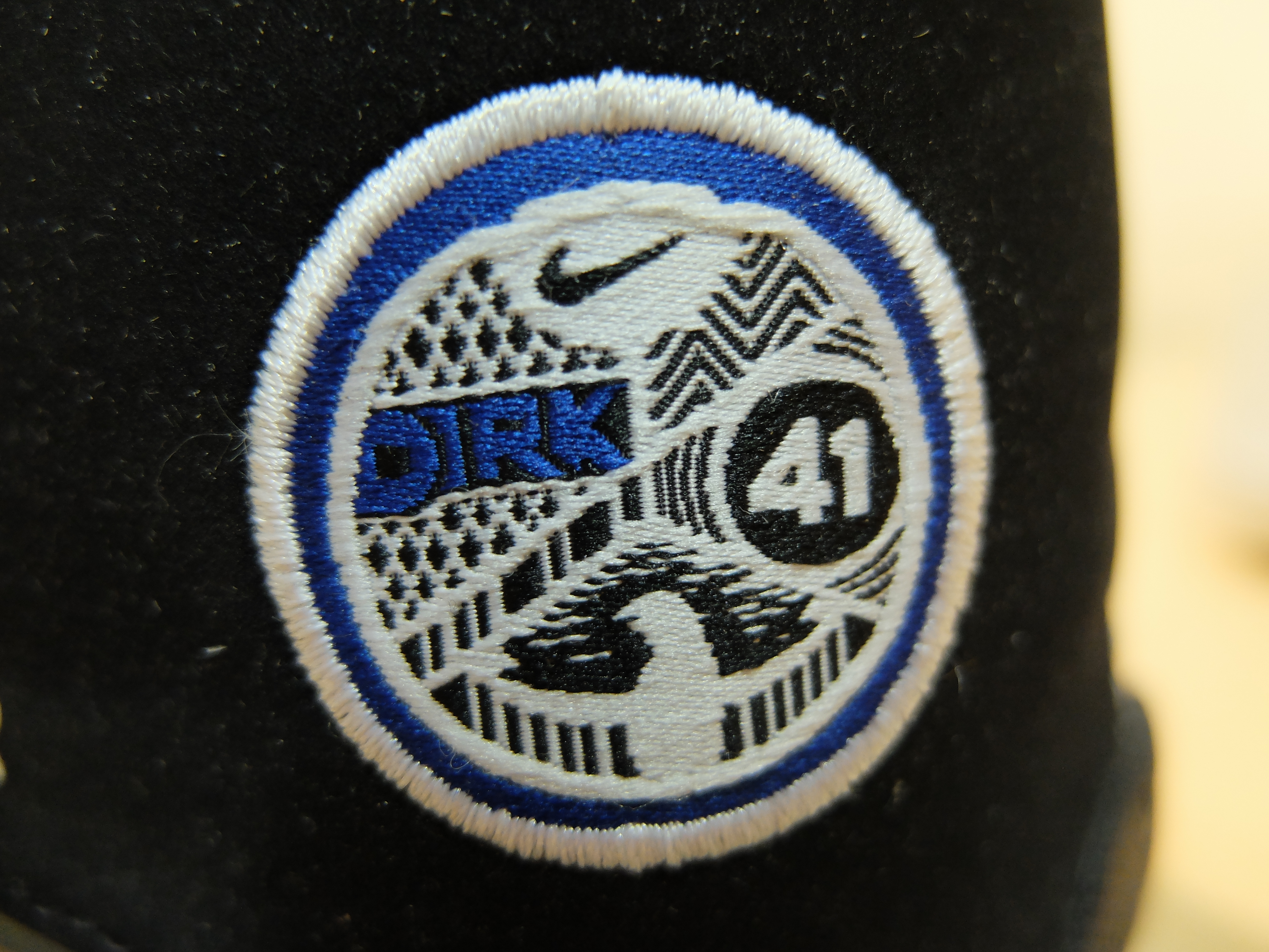 诺维茨基穿过的nike,诺维茨基nike战靴