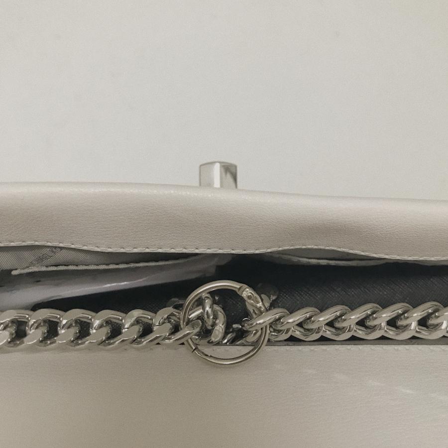 缩短包包链条DIY｜学会这个小秘诀不再被包链的长度问题所困扰