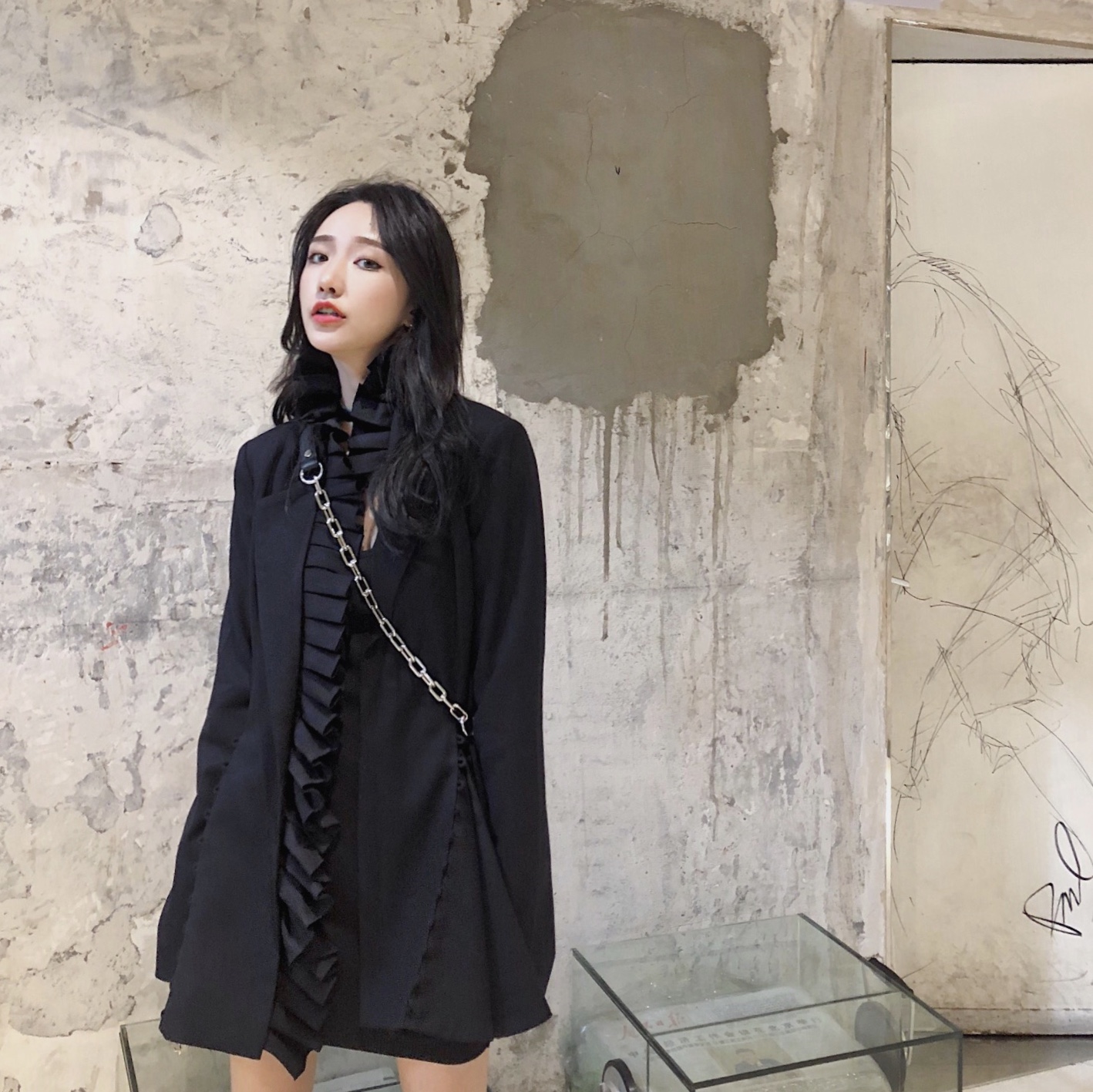 参加年会晚礼服必备,年会穿晚礼服可以做什么活动