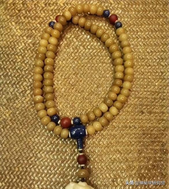 星月菩提手串用戴手套盘吗,盘星月菩提手串的正确手法
