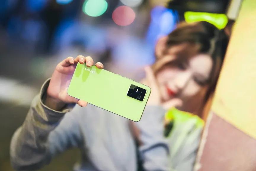 永诺rf85mmf1.8二代虚焦,最轻的中焦段全画幅变焦镜头