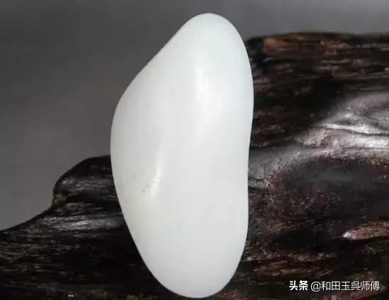 玉石玉器入门教程,怎么辨别料器和真玉