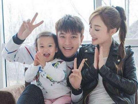 李小璐受了多少委屈,李小璐天使惹的祸图