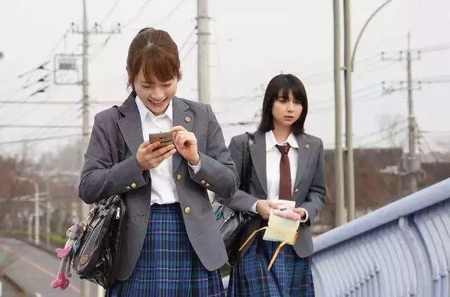 八卦下，应届/实习生应该跟什么样的leader？