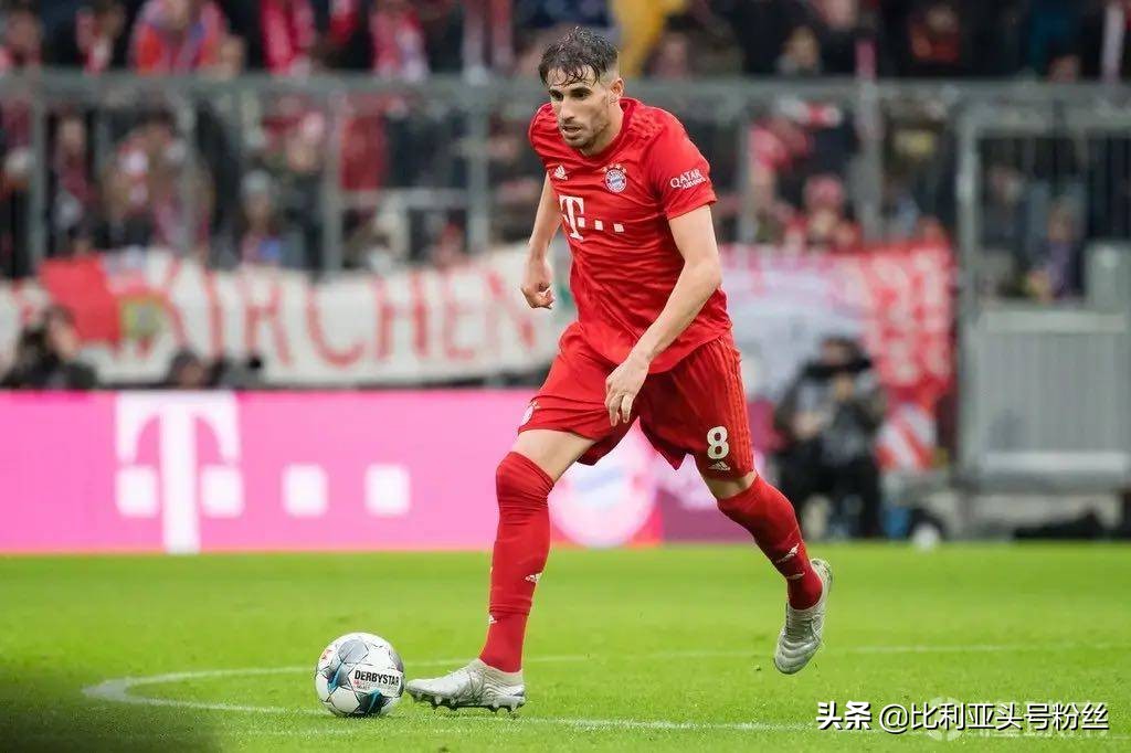 8号球衣的故事完整版,足球8号球衣的故事