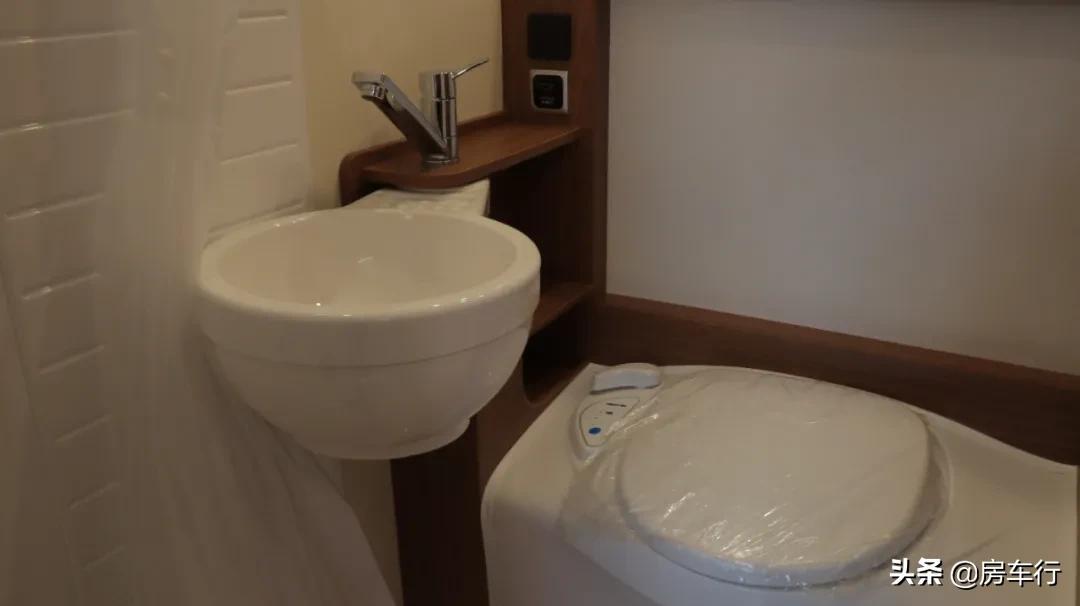 热门房车车型大全,房车十万左右高颜值的车