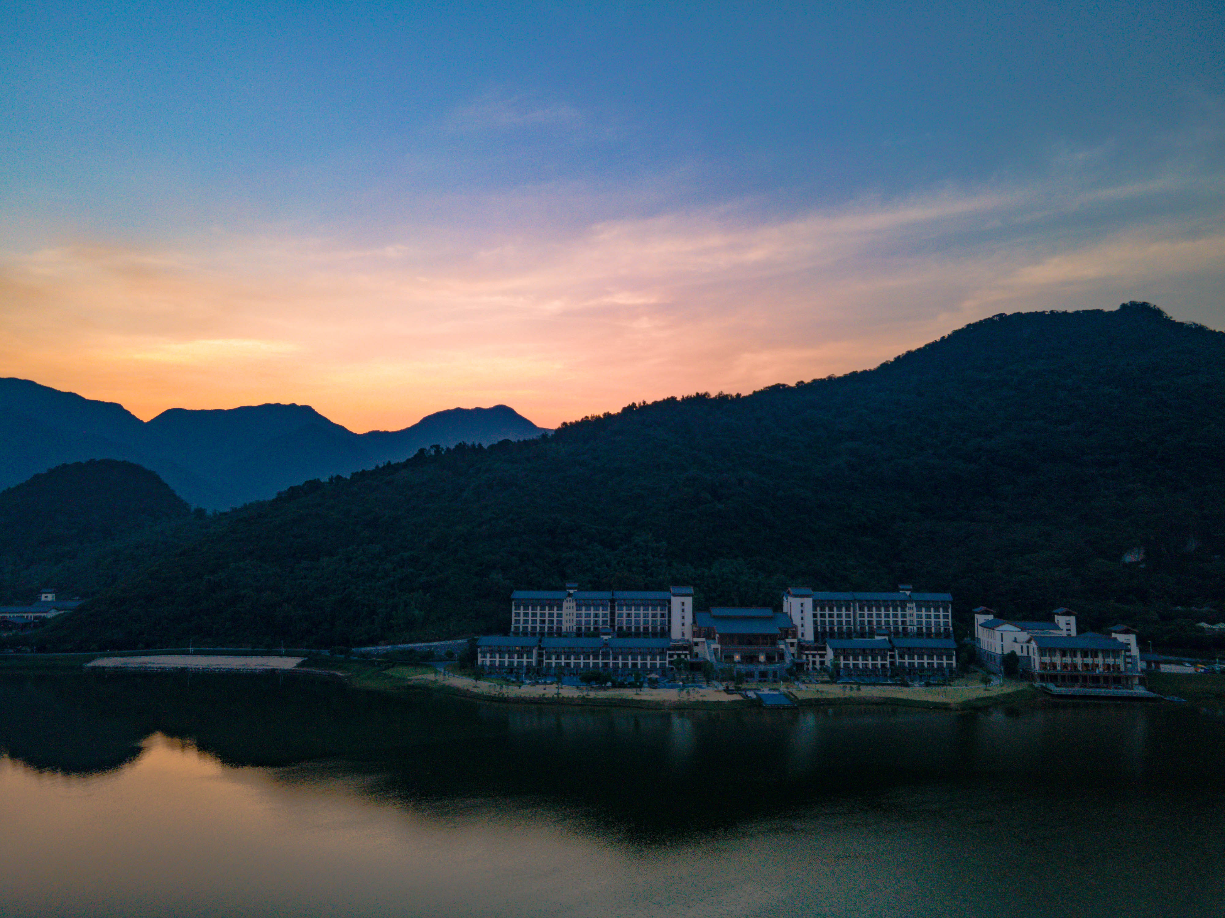 宝晶宫旅游省钱攻略,宝晶宫景区游玩攻略大全最新