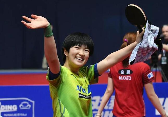 又出一个伊藤美诚！15岁双打世界第1+破刘诗雯纪录，如今初中毕业