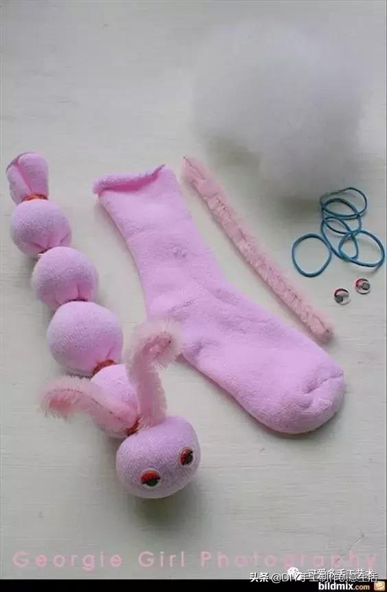 把不穿的旧衣服处理掉,把不穿的旧衣服拿出来改造一下吧