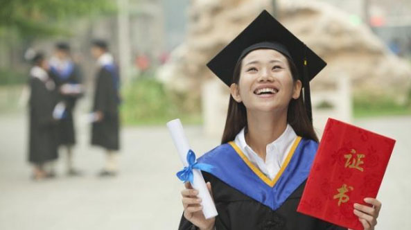 成考大专学历的用处,大专学历有什么好的政策