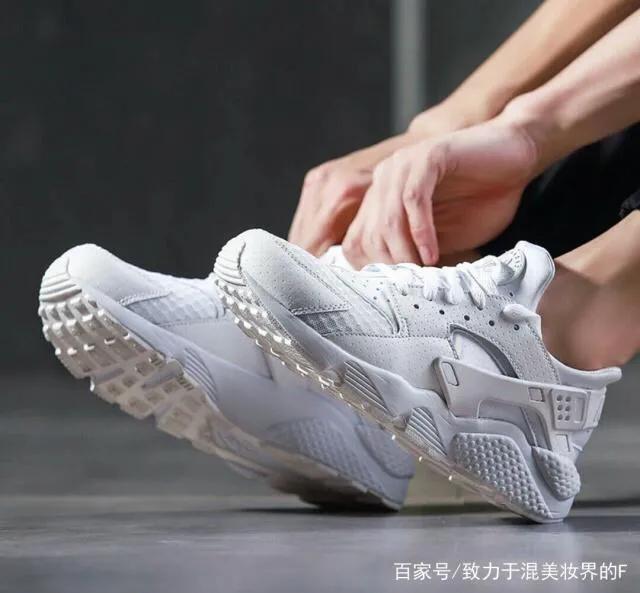 阿迪耐克有哪些好看不贵的鞋,除了耐克阿迪之外还要什么好鞋