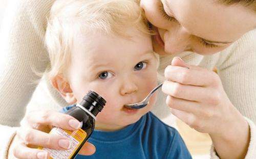 宝宝感冒家里备什么药,宝宝感冒了大人吃什么感冒药