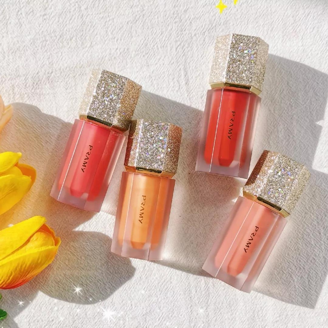 泫雅小野马2019,小野马泫雅街拍