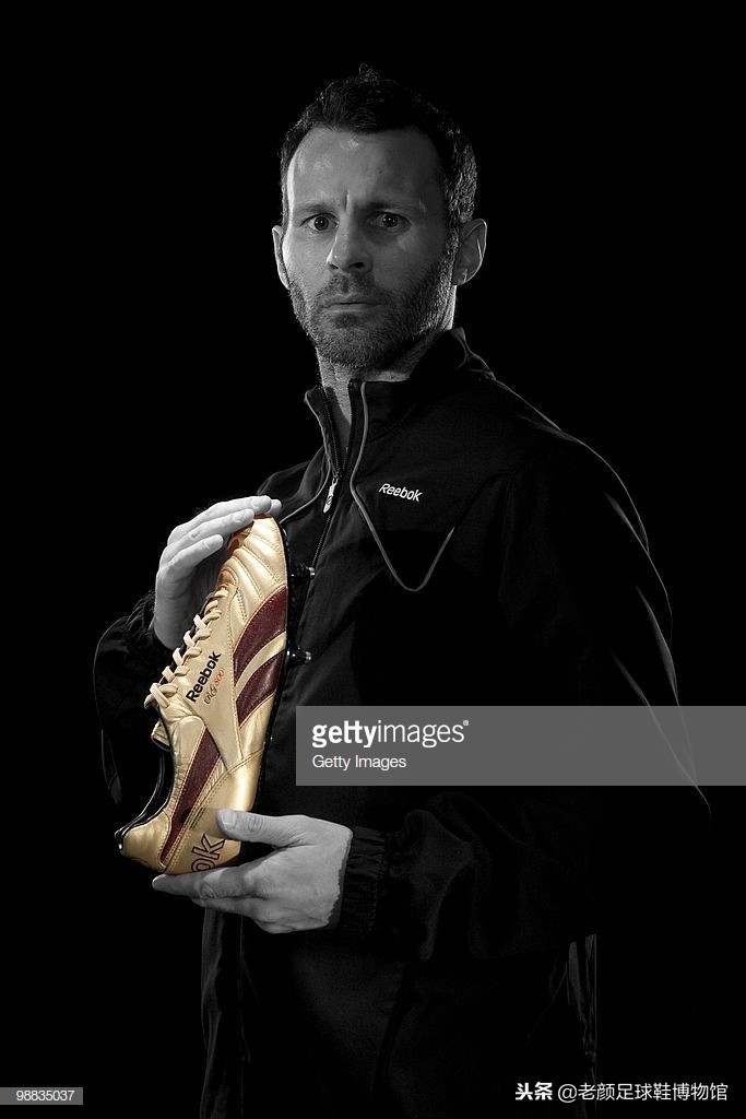 锐步历年足球鞋,历年锐步足球鞋